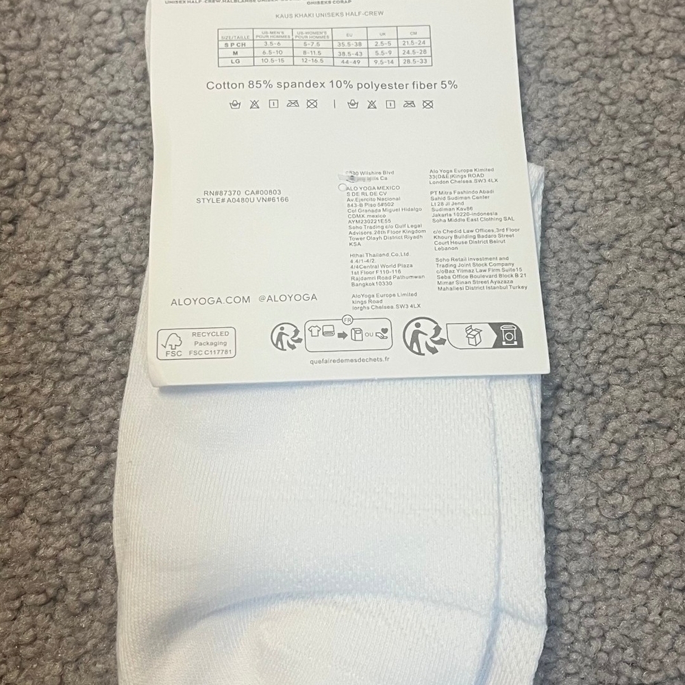 ALO Yoga Unisex White Half-Crew Socks Large - Picture 2 of 2